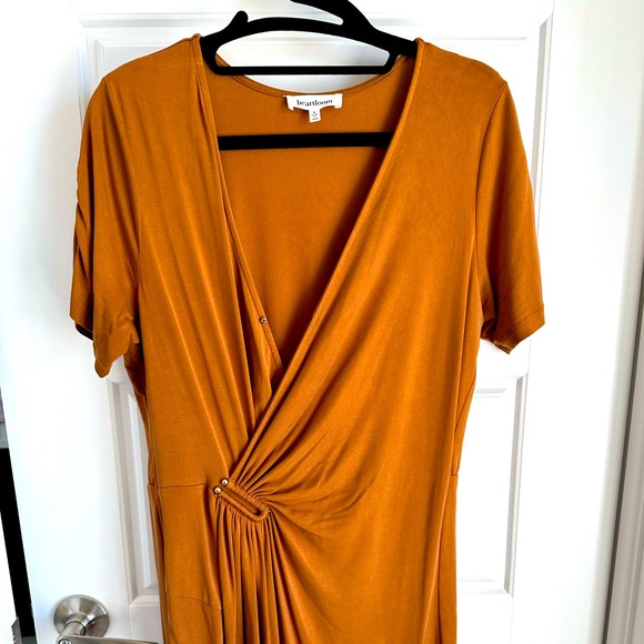 Perfect Fall Toned Wrap Dress - Picture 7 of 14